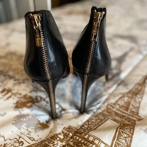 Leather Zipper back BCBG Heels
